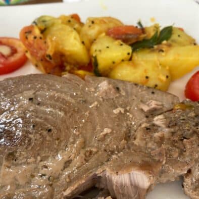 Tuna steak meal, Dune Towers