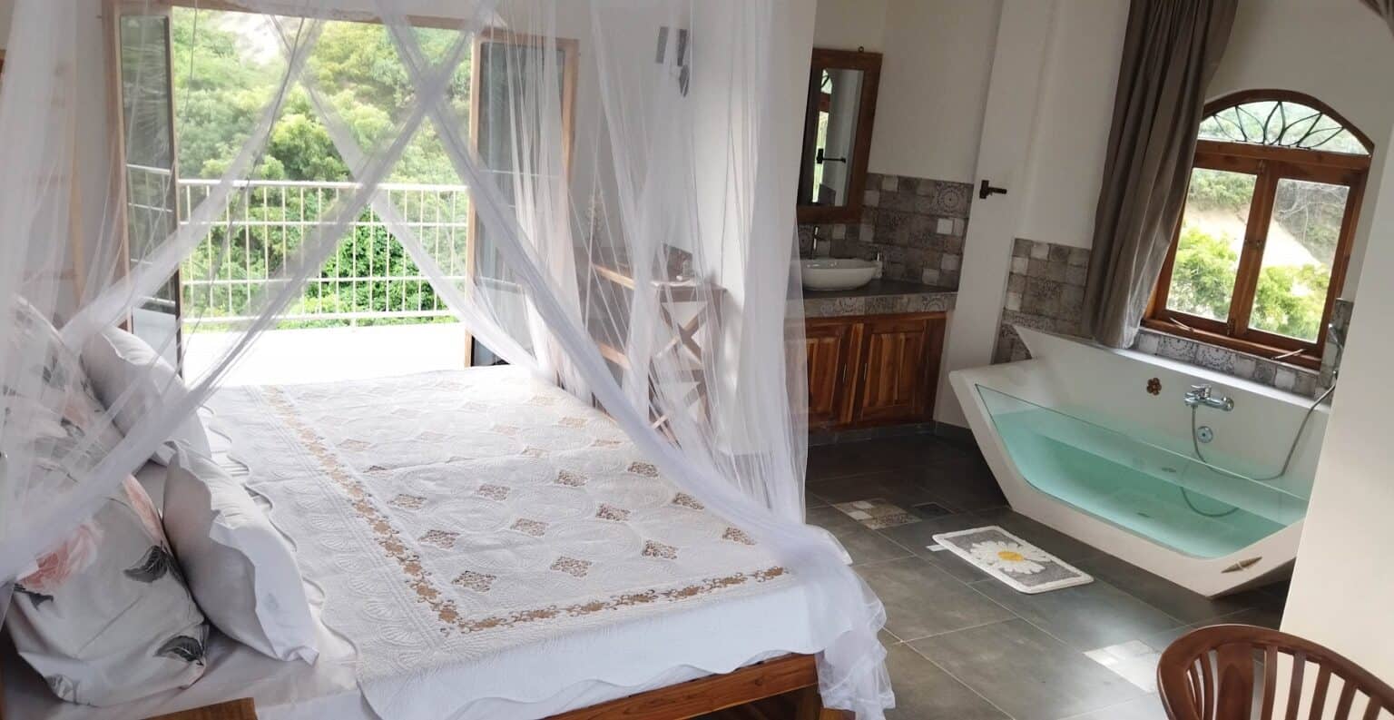 Honeymoon suite with balcony